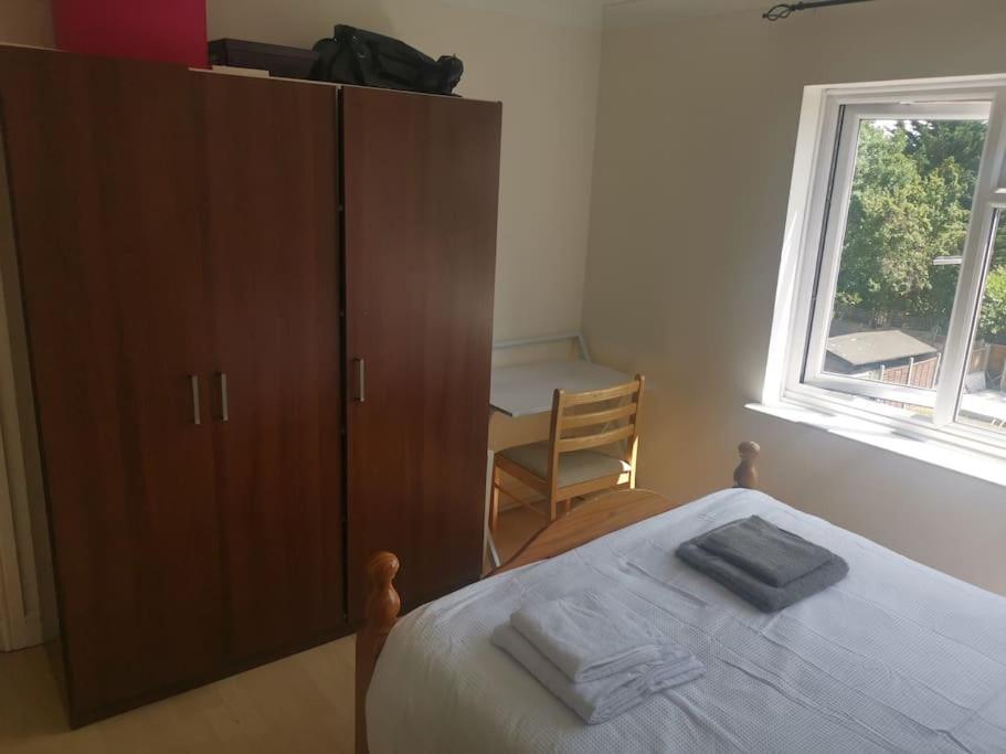 Cosy/Quiet One Bedroom Flat In Harrow Centre Exterior photo